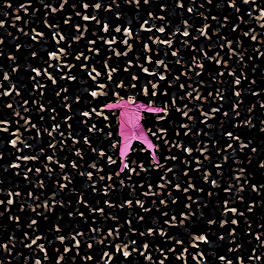 Oliver Tree Official Website New Album ‘Alone In A Crowd’ September 29!